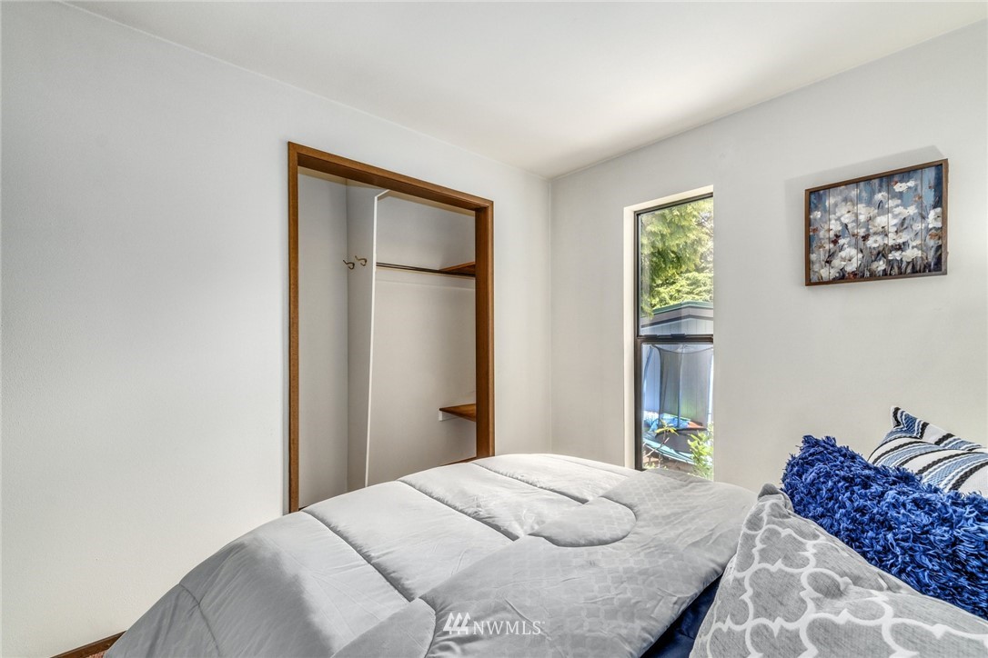 10115 Northeast 187th Street Bothell, WA 98011 - Photo 17 of 28 Gallery Image 17