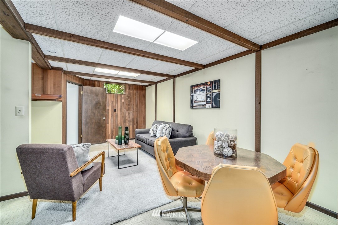 10115 Northeast 187th Street Bothell, WA 98011 - Photo 21 of 28 Gallery Image 21