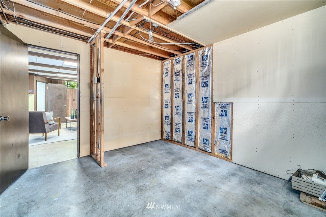 10115 Northeast 187th Street Bothell, WA 98011 - Photo 24 of 28 Gallery Image 24