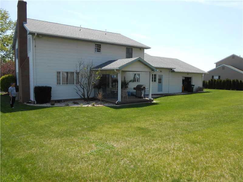 181 Cedar Ridge Drive Monaca, PA 15061 - Photo 3 of 25 Exterior Back.