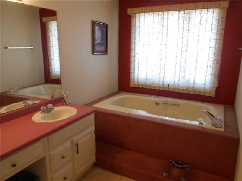 181 Cedar Ridge Drive Monaca, PA 15061 - Photo 22 of 25 Master Bath/Spa.
