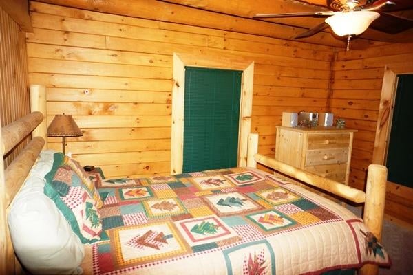 17 Hunters Ridge Dunmore, WV 24934 - Photo 7 of 26 Gallery Image 7