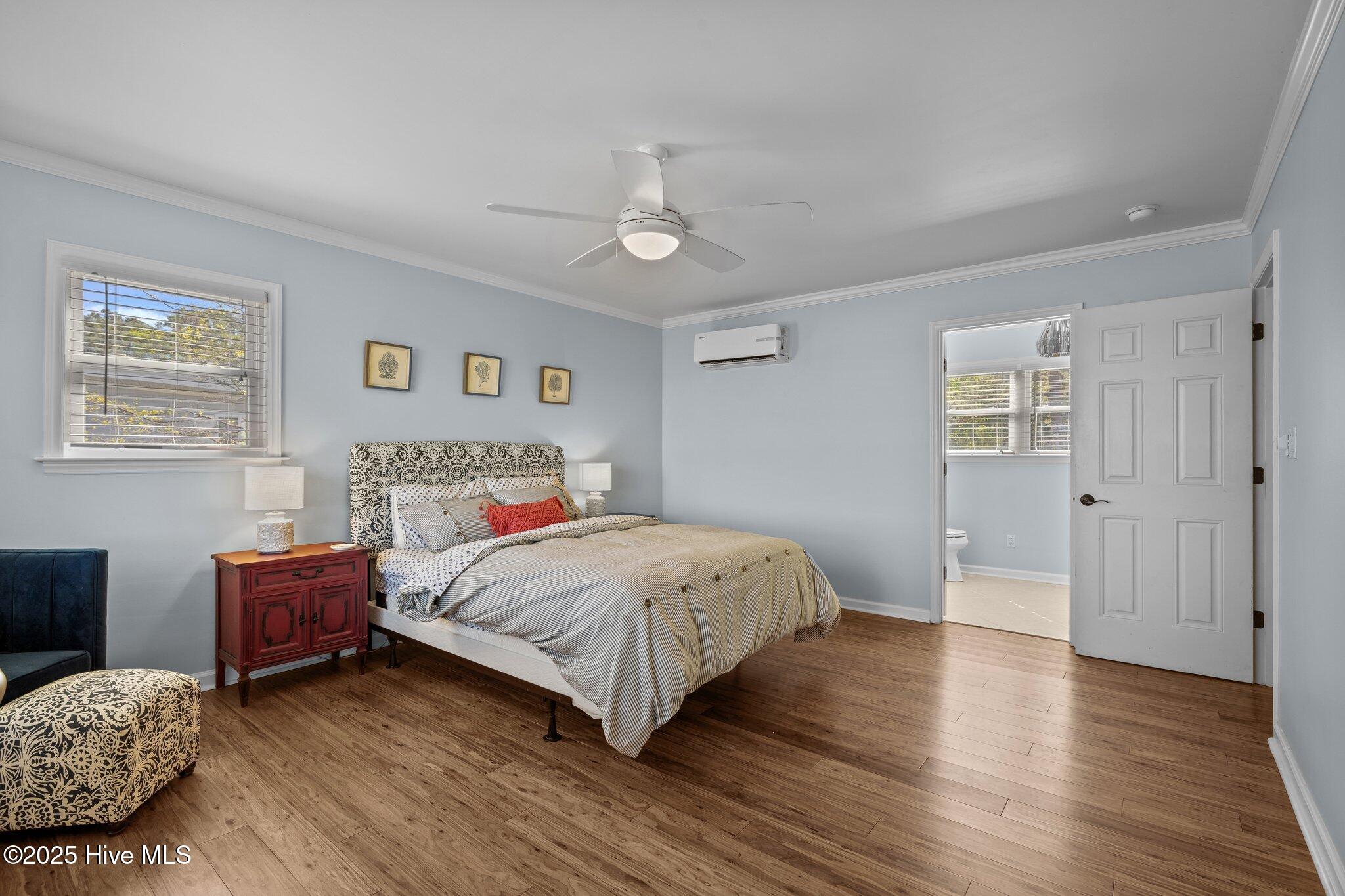 235 Creek Road Beaufort, NC 28516 - Photo 19 of 54 Main Level Master BR with En Suite