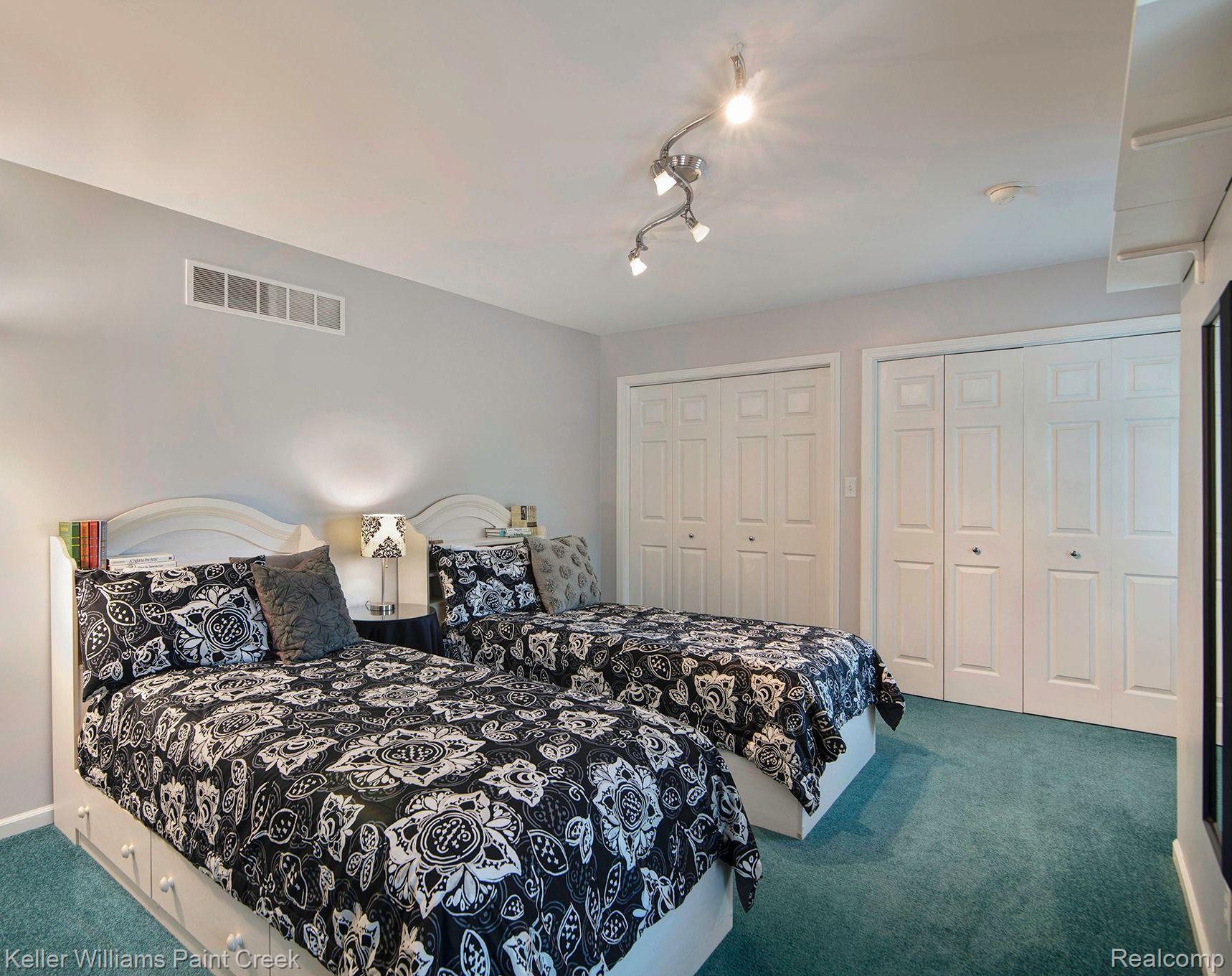 3354 East Cook Road Grand Blanc, MI 48439 - Photo 17 of 35 Additional bedroom is large enough to fit two!