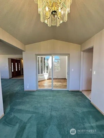 3639 Ridgeview Boulevard Wenatchee, WA 98801 - Photo 14 of 36 a view of an empty room with a window