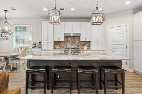 $829,000 | 2211 Buffalo Gap, Leander, TX 78641