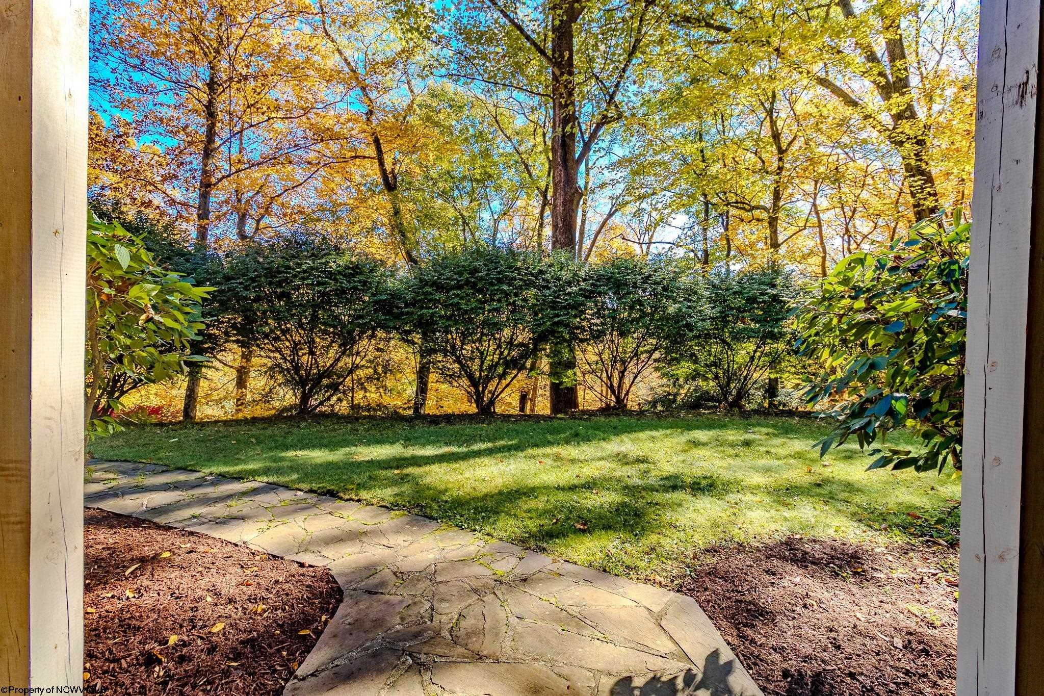 4 Quail Road Morgantown, WV 26508 - Photo 6 of 42 Gallery Image 6