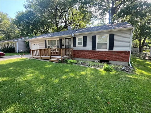 $180,000 | 8911 East 74th Street, Raytown, MO 64133