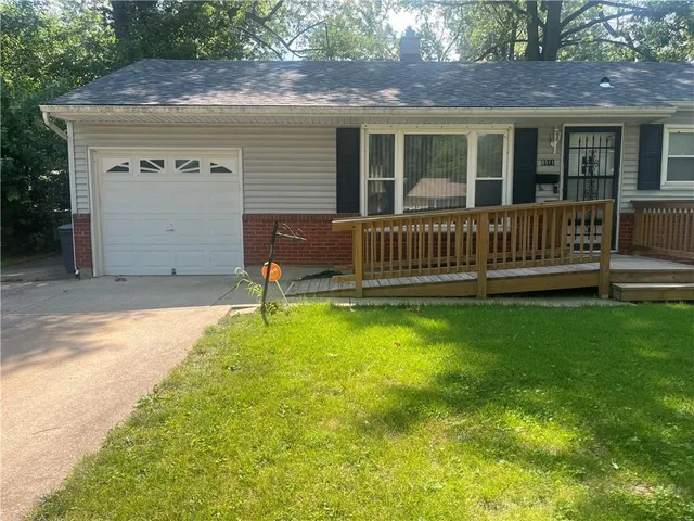 $180,000 | 8911 East 74th Street, Raytown, MO 64133