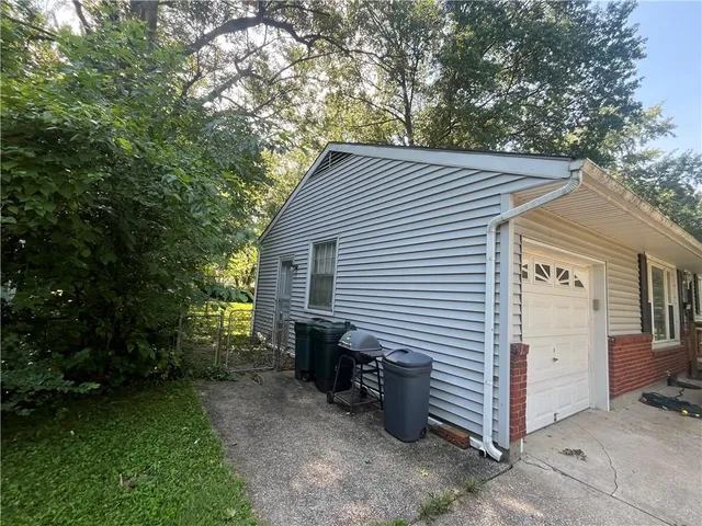 $180,000 | 8911 East 74th Street, Raytown, MO 64133