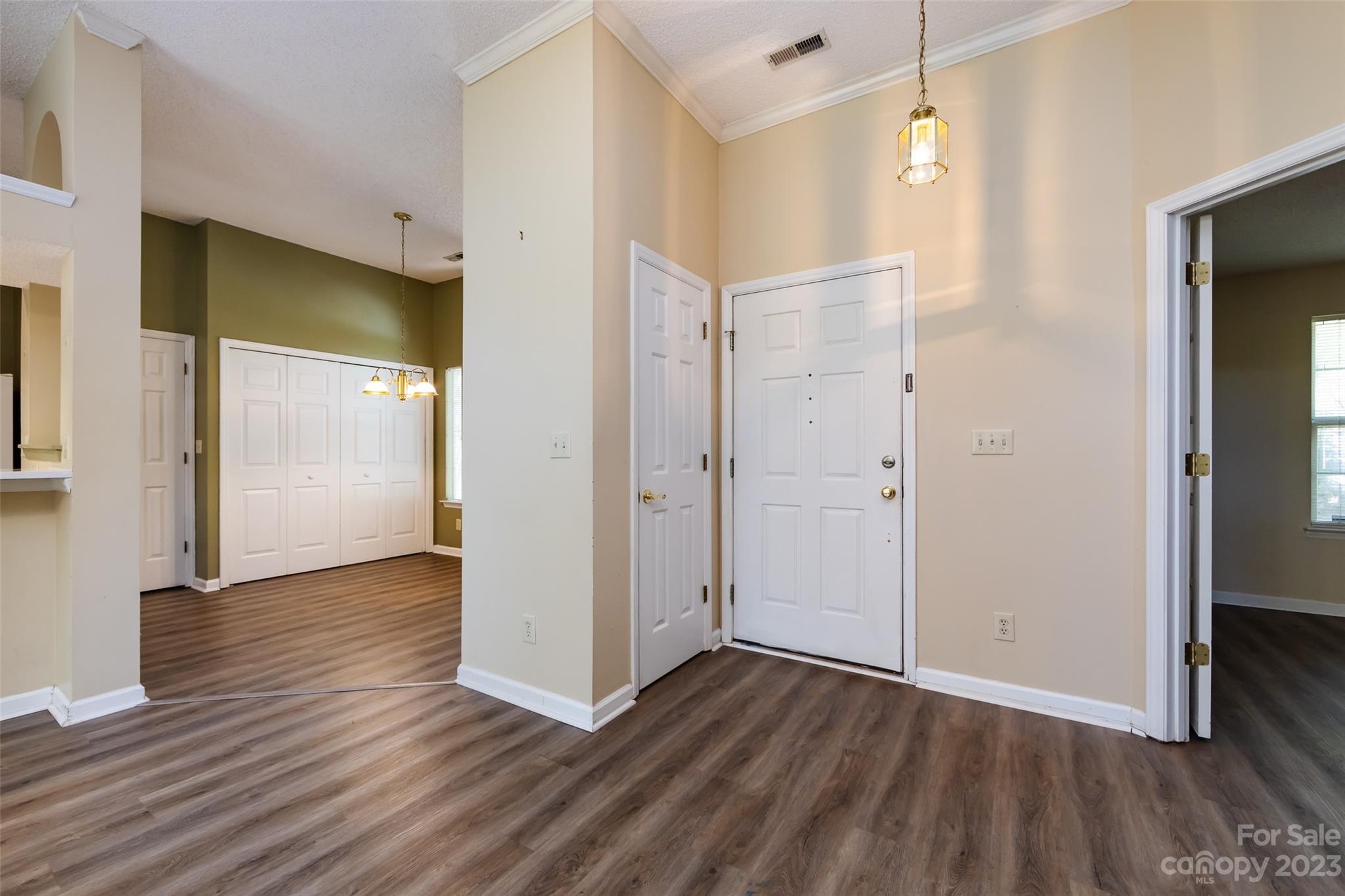 3518 Chistow Road Matthews, NC 28105 - Photo 5 of 24 Gallery Image 5