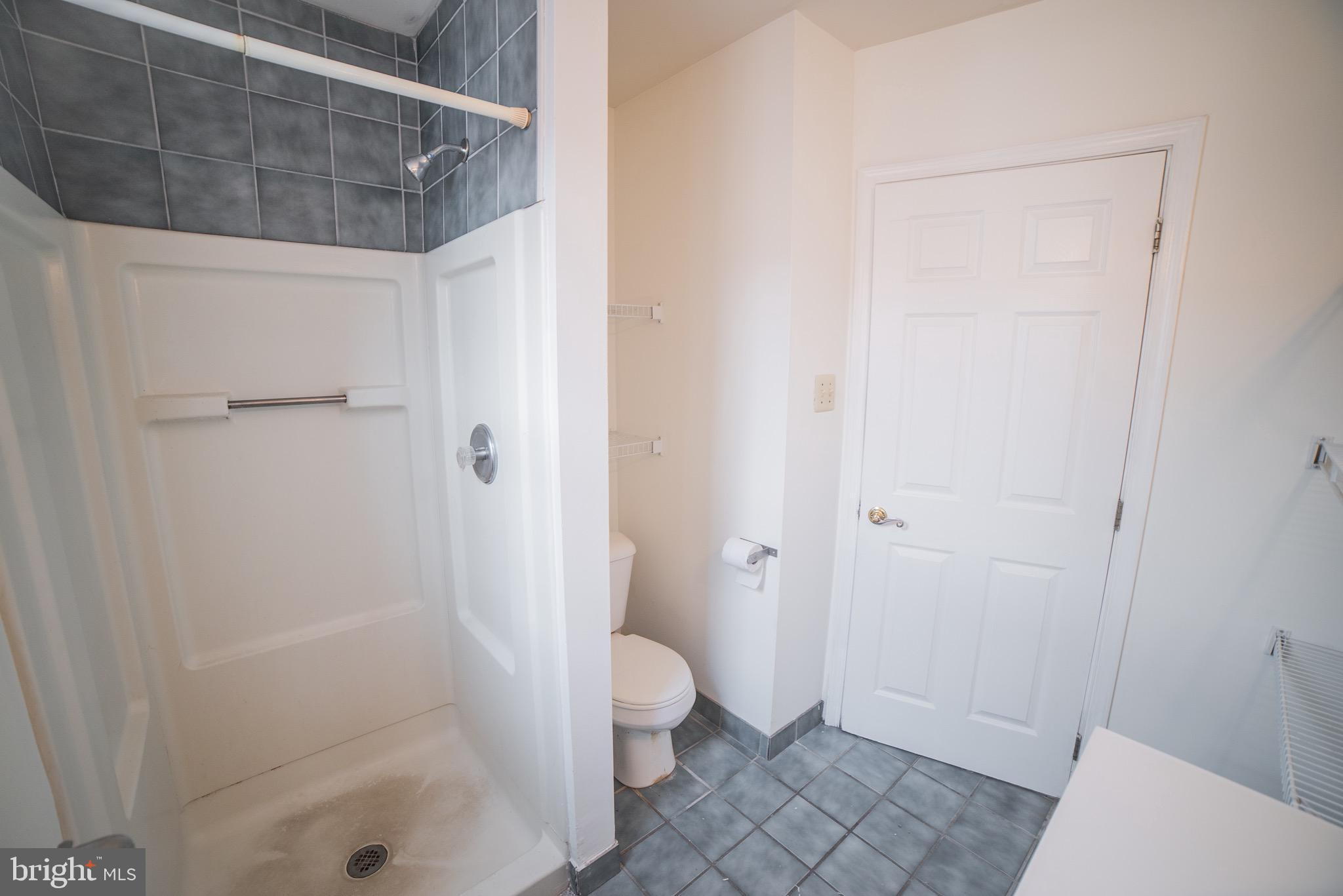 2422 Poplar Street, Unit 3 Philadelphia, PA 19130 - Photo 20 of 24