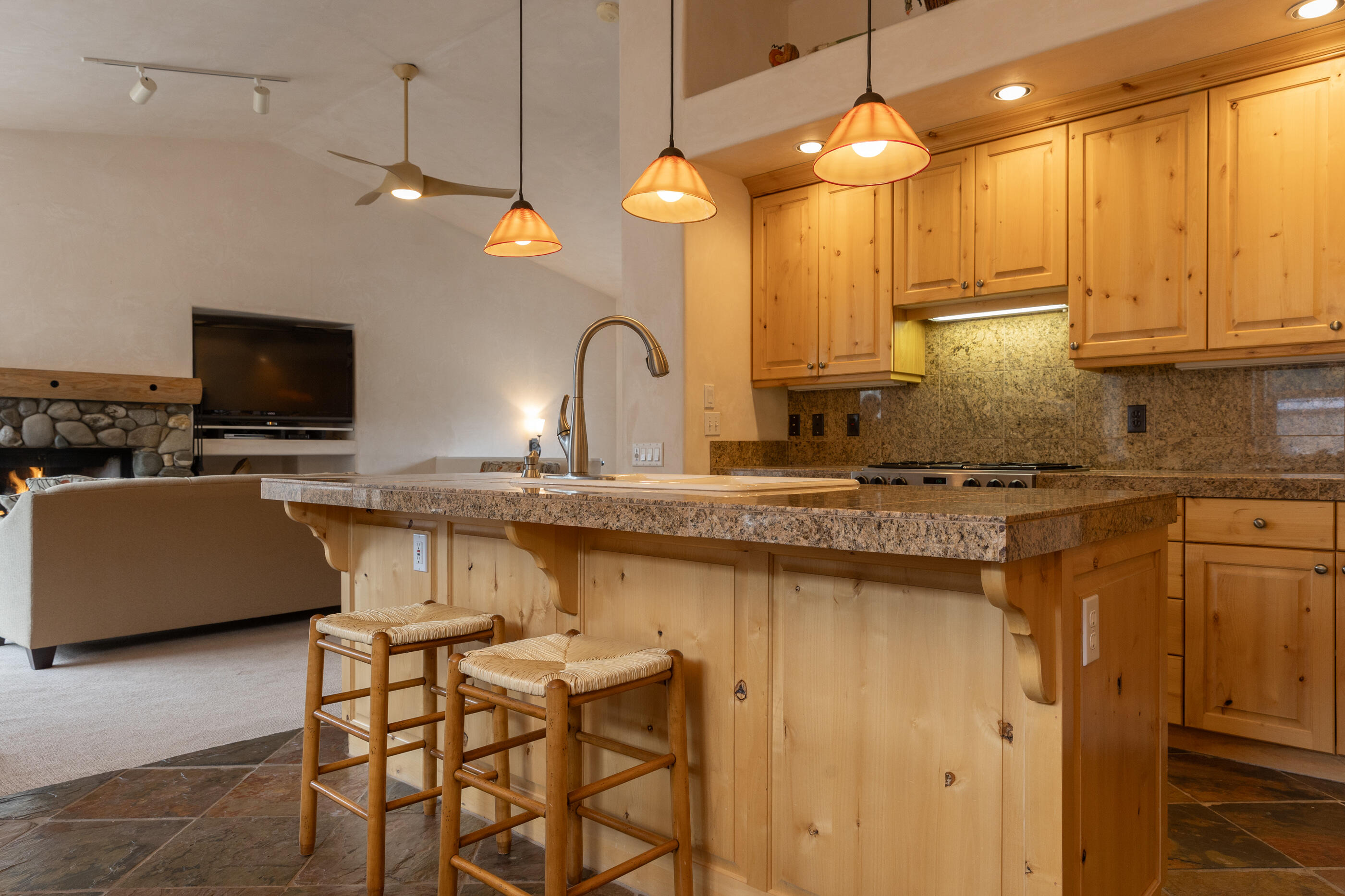 215 River Ridge Lane, Unit B Ketchum, ID 83340 - Photo 5 of 30 Kitchen