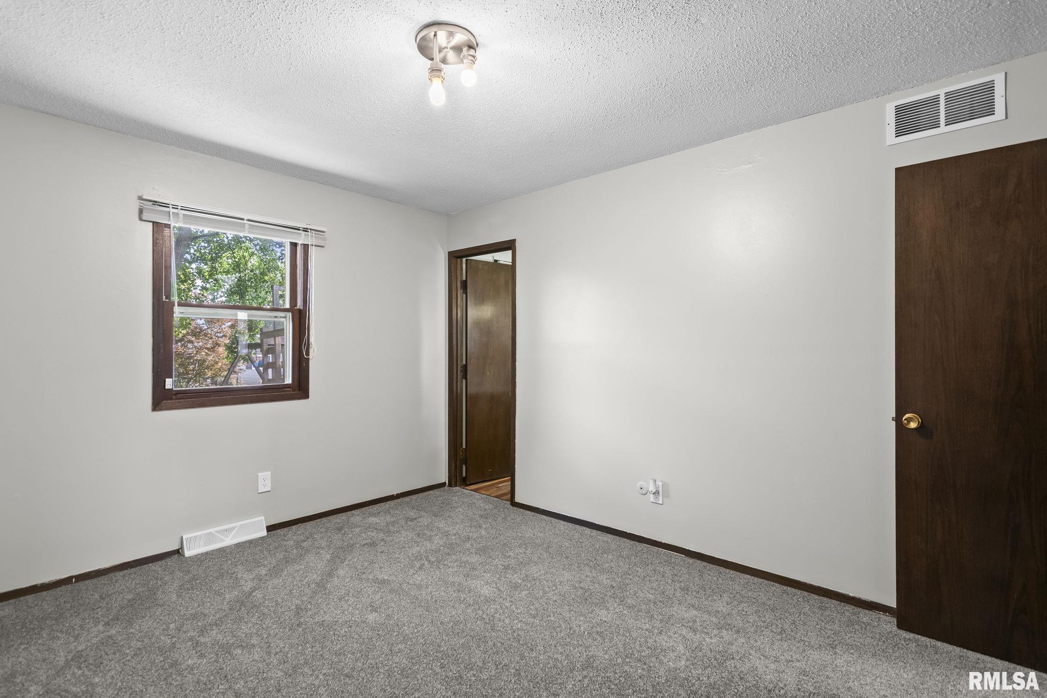 109 Basswood Road Springfield, IL 62712 - Photo 17 of 37