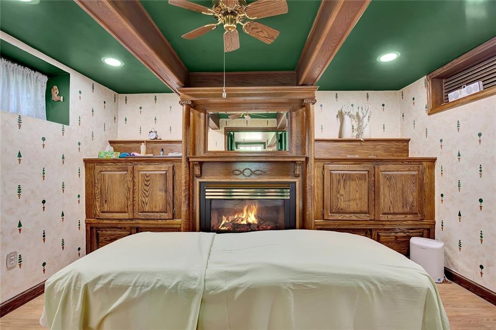 565 Stoystown Road Somerset, PA 15501 - Photo 18 of 27 Gallery Image 18