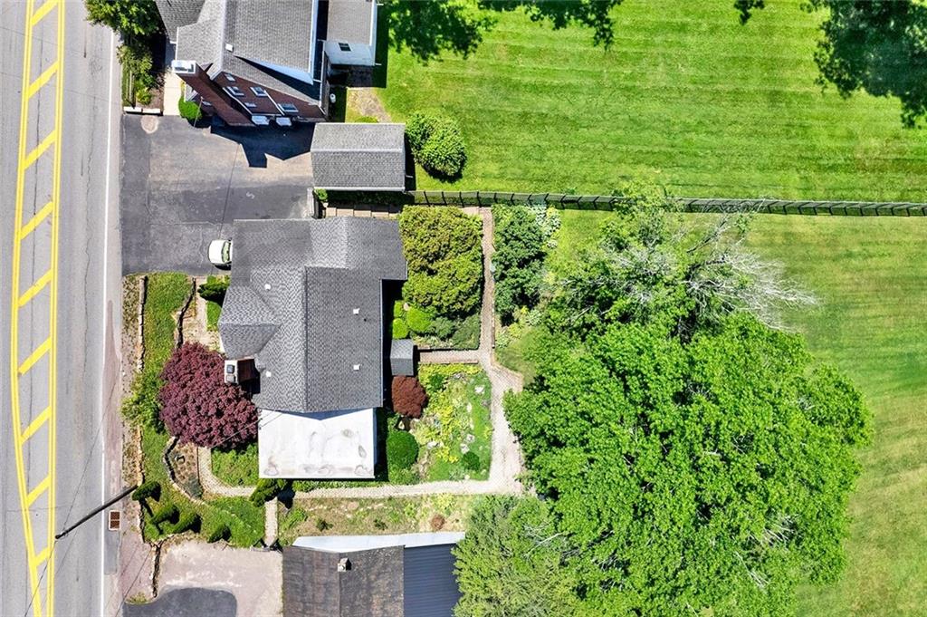 565 Stoystown Road Somerset, PA 15501 - Photo 3 of 27 Gallery Image 3