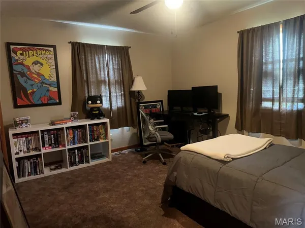 $340,000 | 4118 Windmere Drive, Hannibal, MO 63401