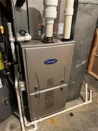 $340,000 | 4118 Windmere Drive, Hannibal, MO 63401