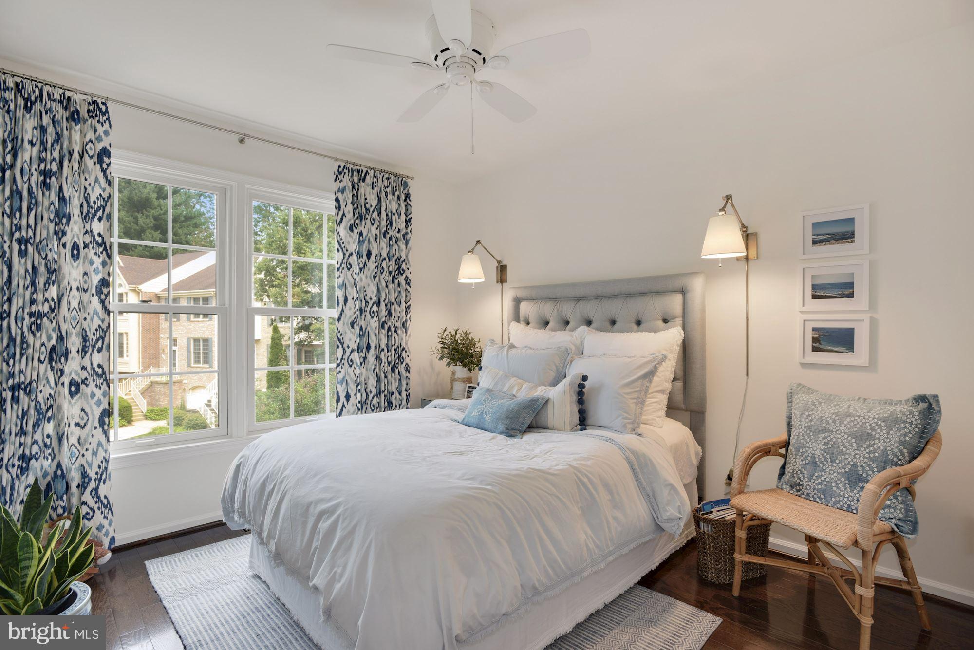 1382 Heritage Oak Way Reston, VA 20194 - Photo 18 of 31 2nd Bedroom