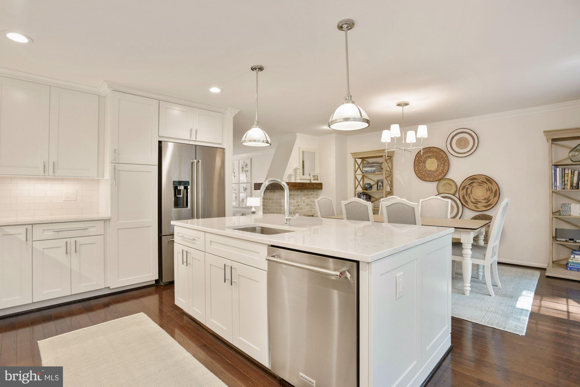 1382 Heritage Oak Way Reston, VA 20194 - Photo 8 of 31 Fully remodeled Kitchen