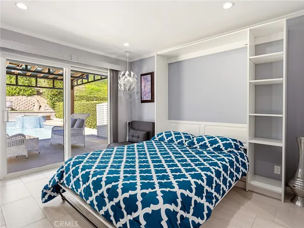 $2,299,992 | 1426 East Tujunga Avenue, Burbank, CA 91501