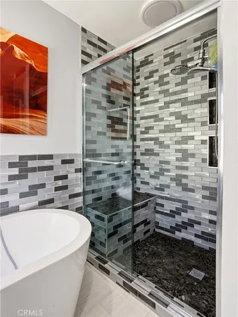 $2,299,992 | 1426 East Tujunga Avenue, Burbank, CA 91501