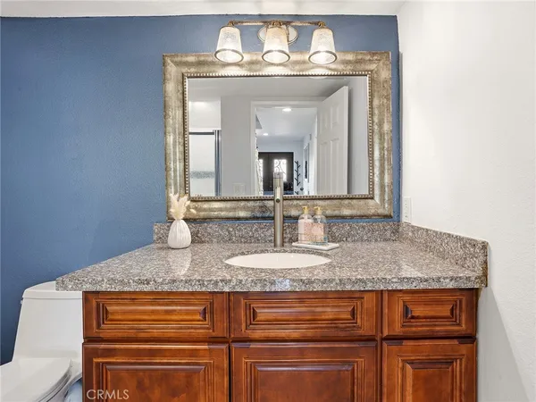 $2,299,992 | 1426 East Tujunga Avenue, Burbank, CA 91501