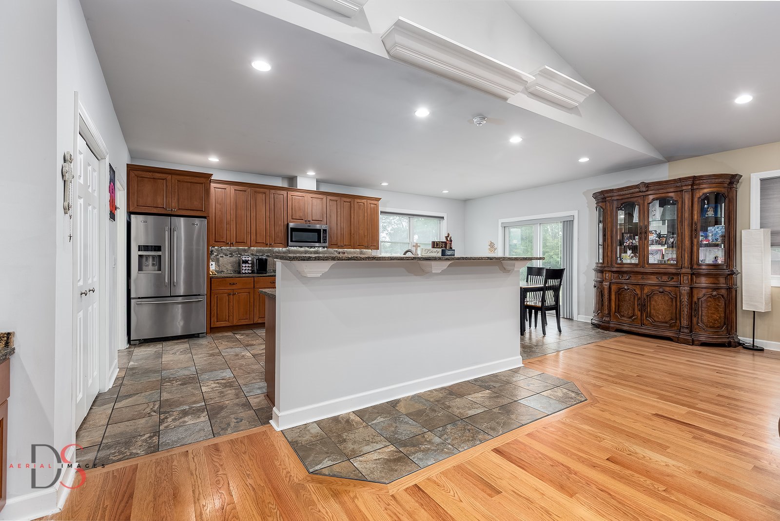 1661 Locust Road Morris, IL 60450 - Photo 12 of 35 Gallery Image 12