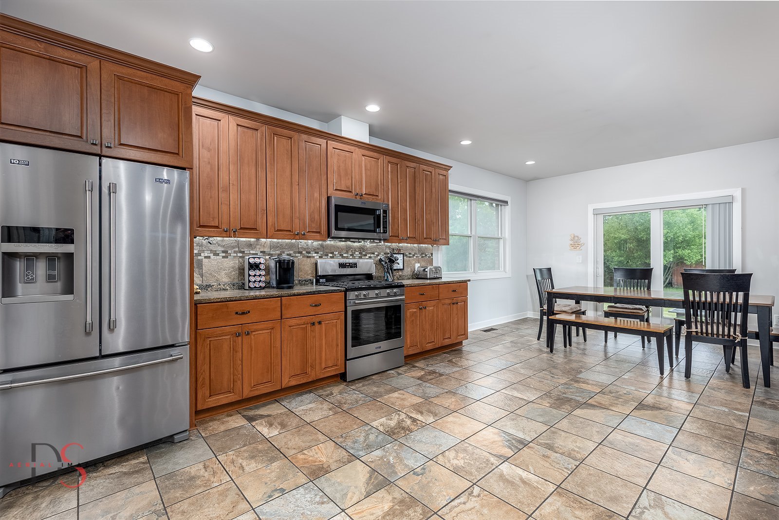 1661 Locust Road Morris, IL 60450 - Photo 13 of 35 Gallery Image 13