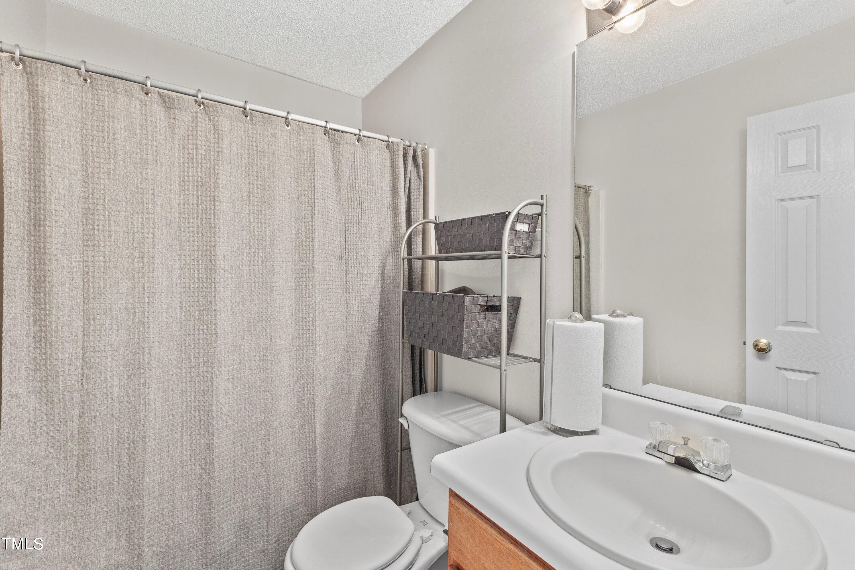4427 River Edge Drive Raleigh, NC 27604 - Photo 16 of 31 24-202404084427 River Edge Dr_0024