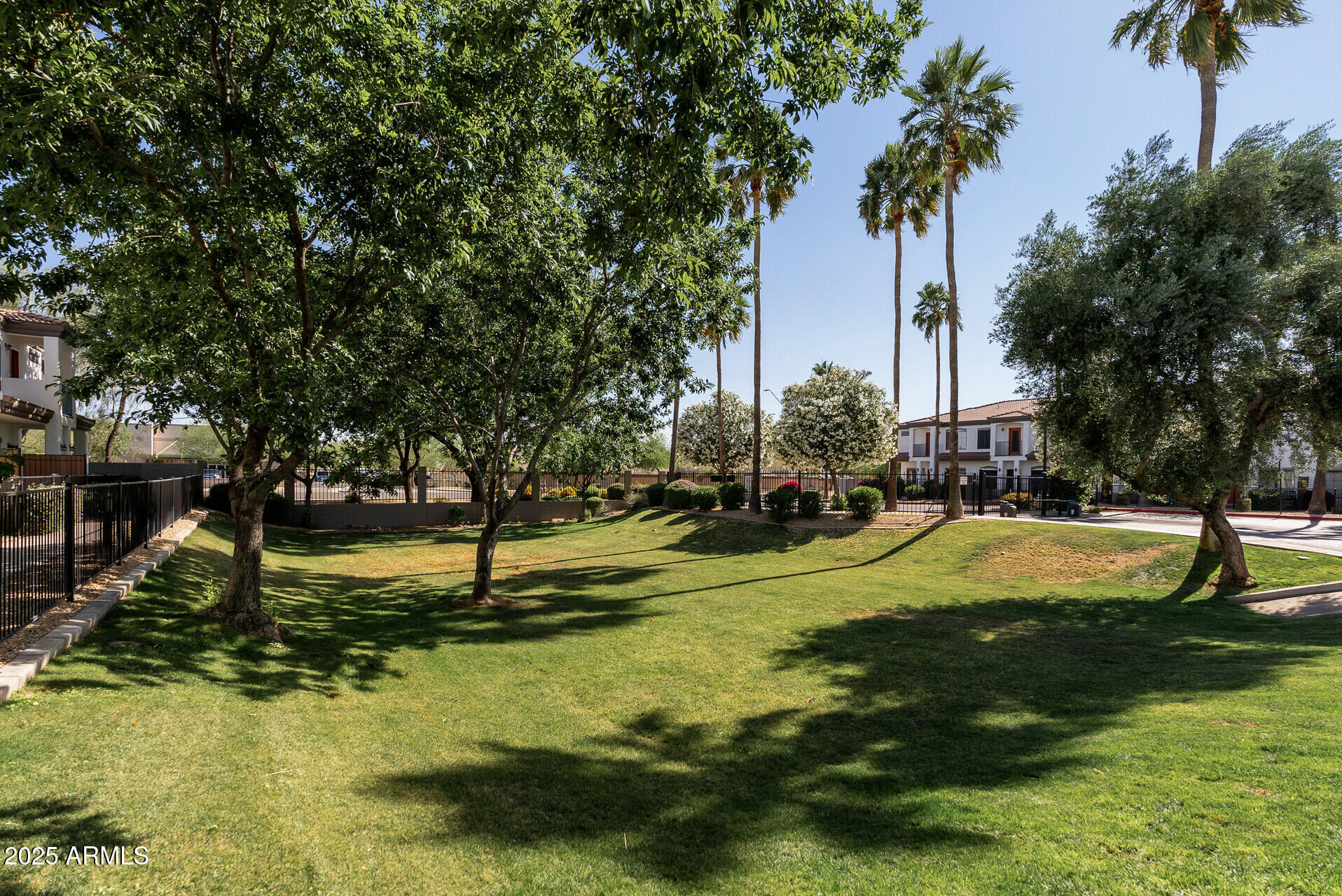 3150 East Beardsley Road, Unit 1023 Phoenix, AZ 85050 - Photo 39 of 48 46_3150_E_Beardsley_Rd_Unit_102346_mls