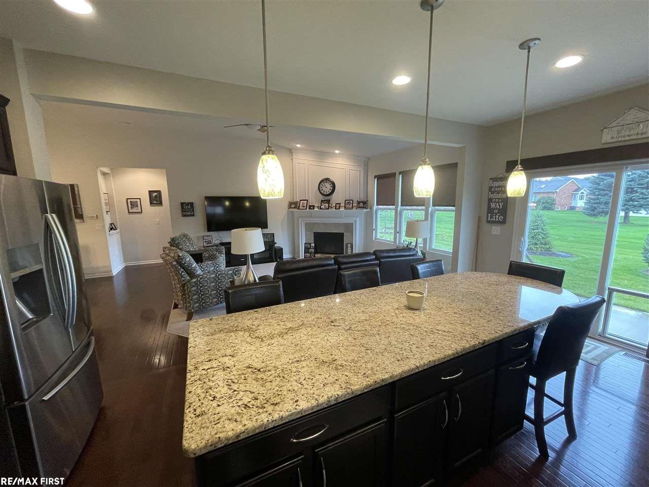 48295 Silver Lake Road Macomb, MI 48042 - Photo 12 of 41