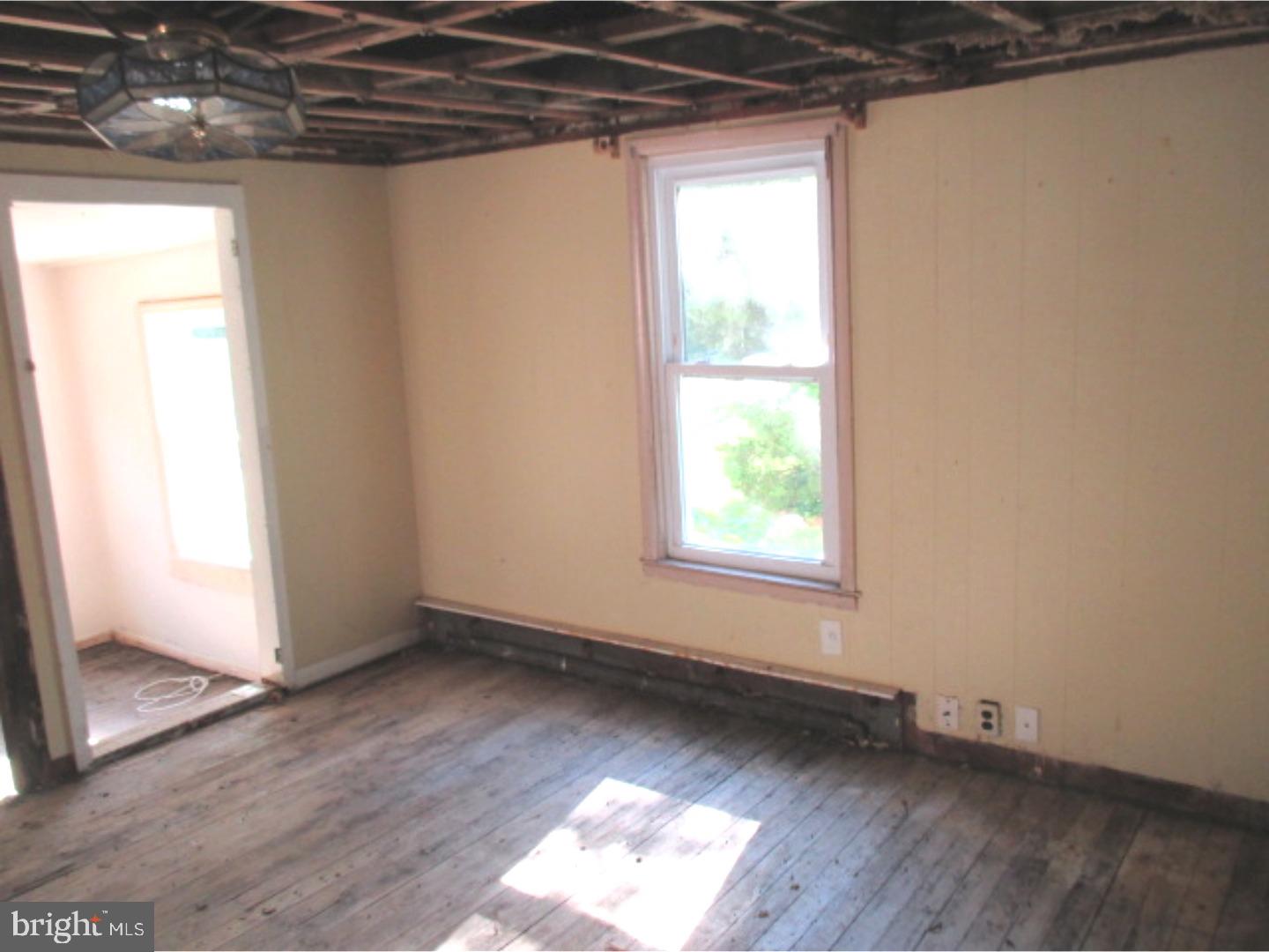 436 Berlin Road Clementon, NJ 08021 - Photo 5 of 24