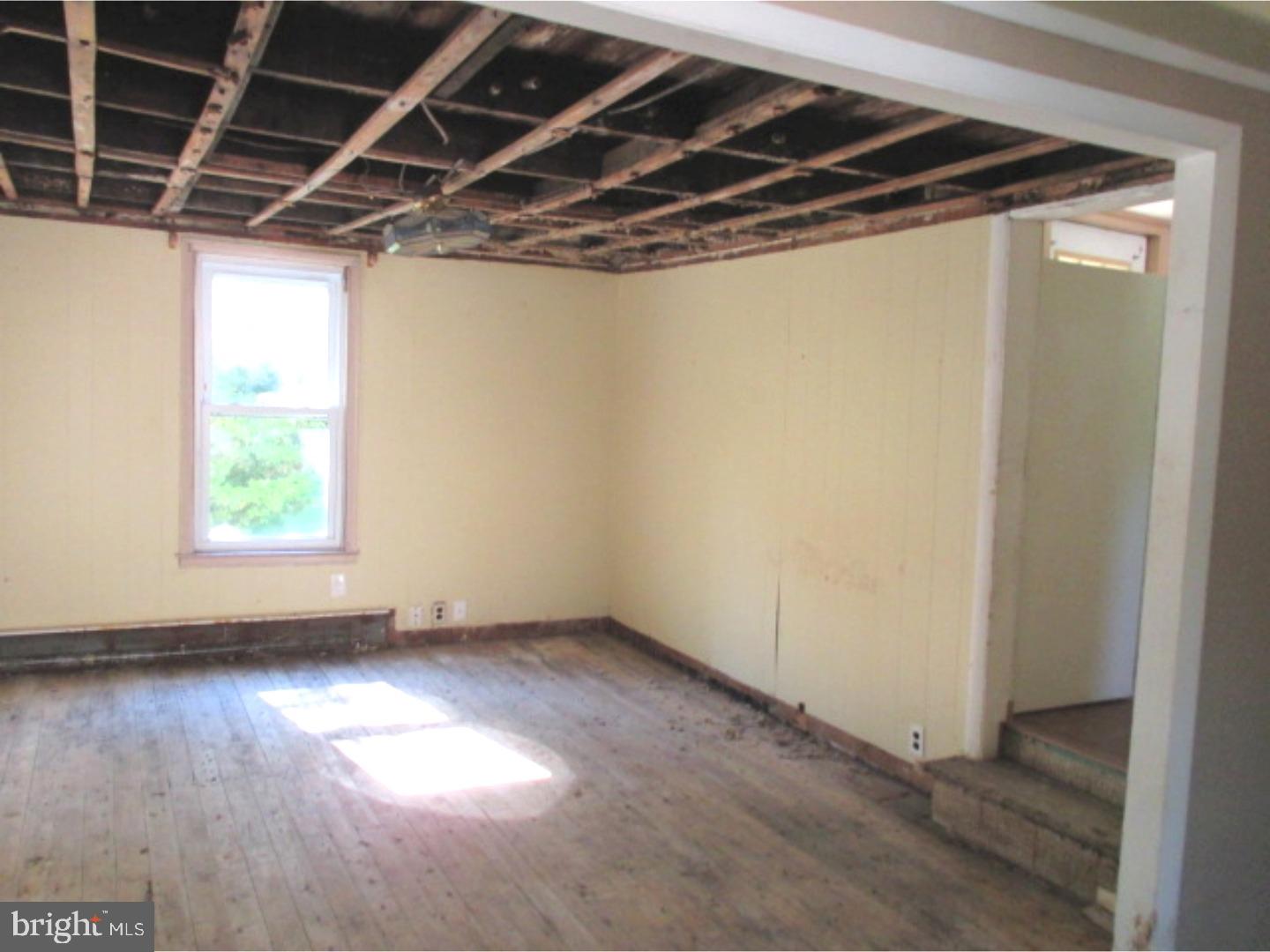 436 Berlin Road Clementon, NJ 08021 - Photo 7 of 24