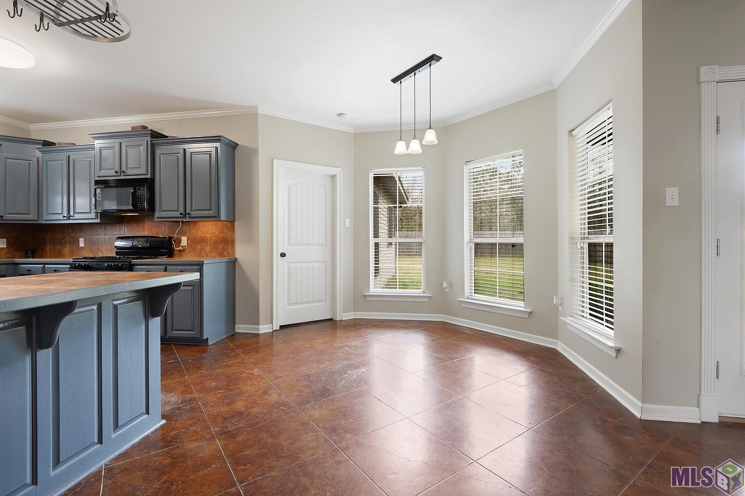 31080 Linder Road Denham Springs, LA 70726 - Photo 3 of 12