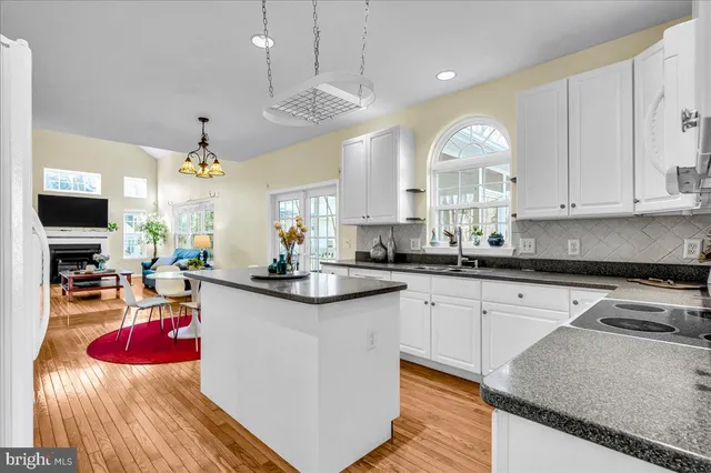 $579,900 | 7 Stirling Drive, Newark, DE 19702