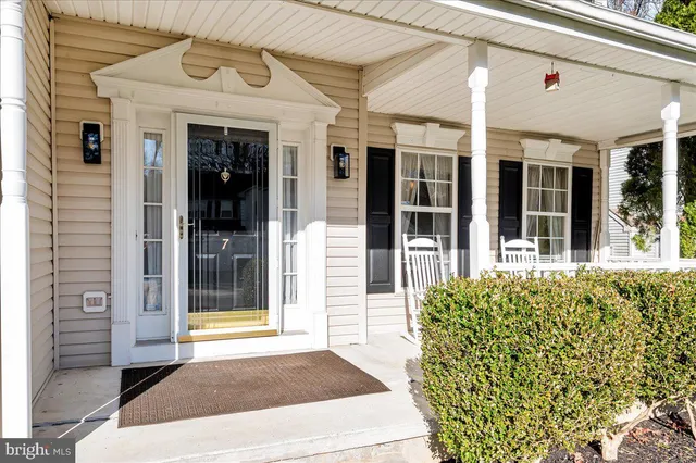 $579,900 | 7 Stirling Drive, Newark, DE 19702