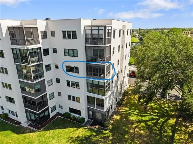 a view of a large building