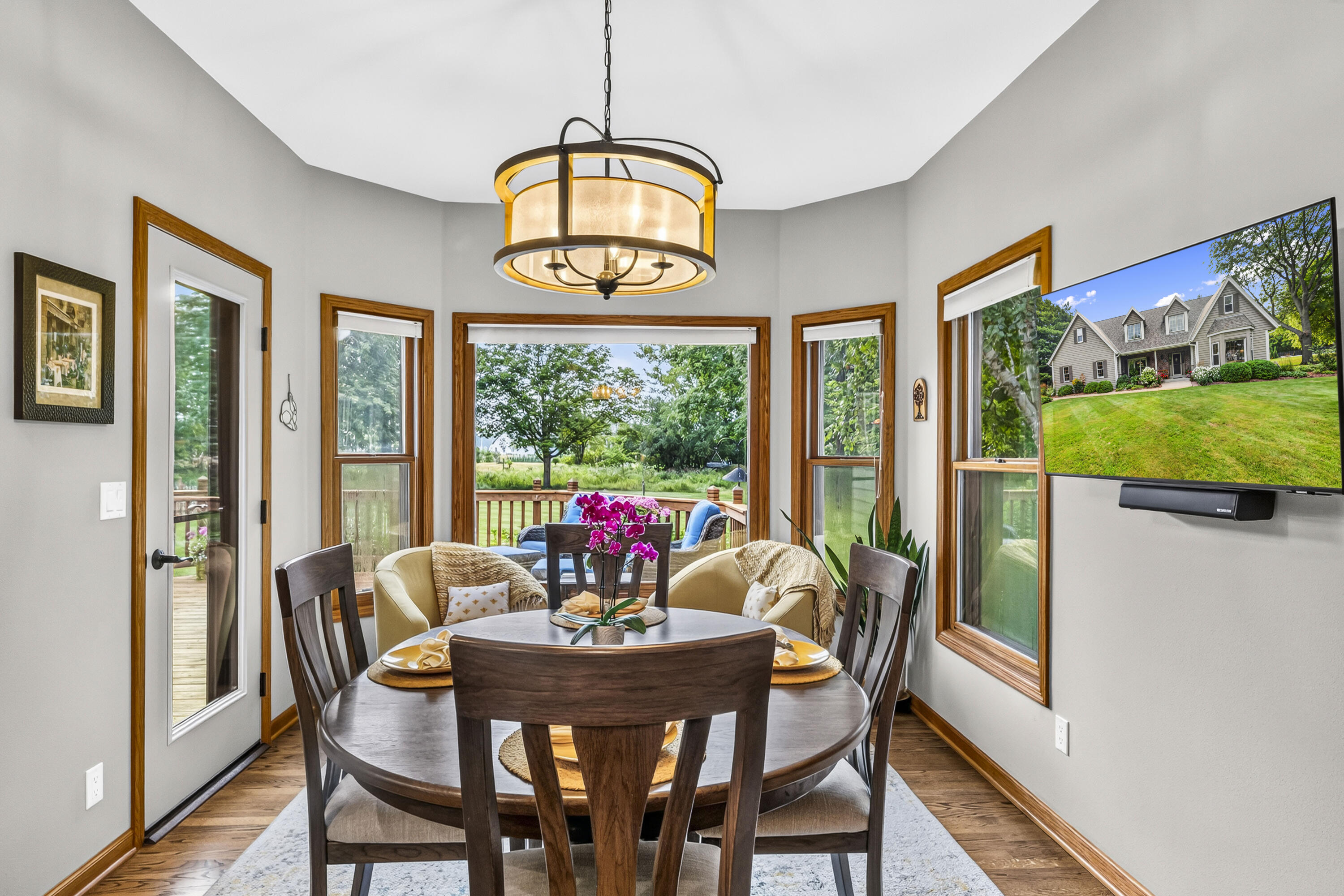 103 Birch Road Delafield, WI 53018 - Photo 14 of 72 Dinette off Kitchen