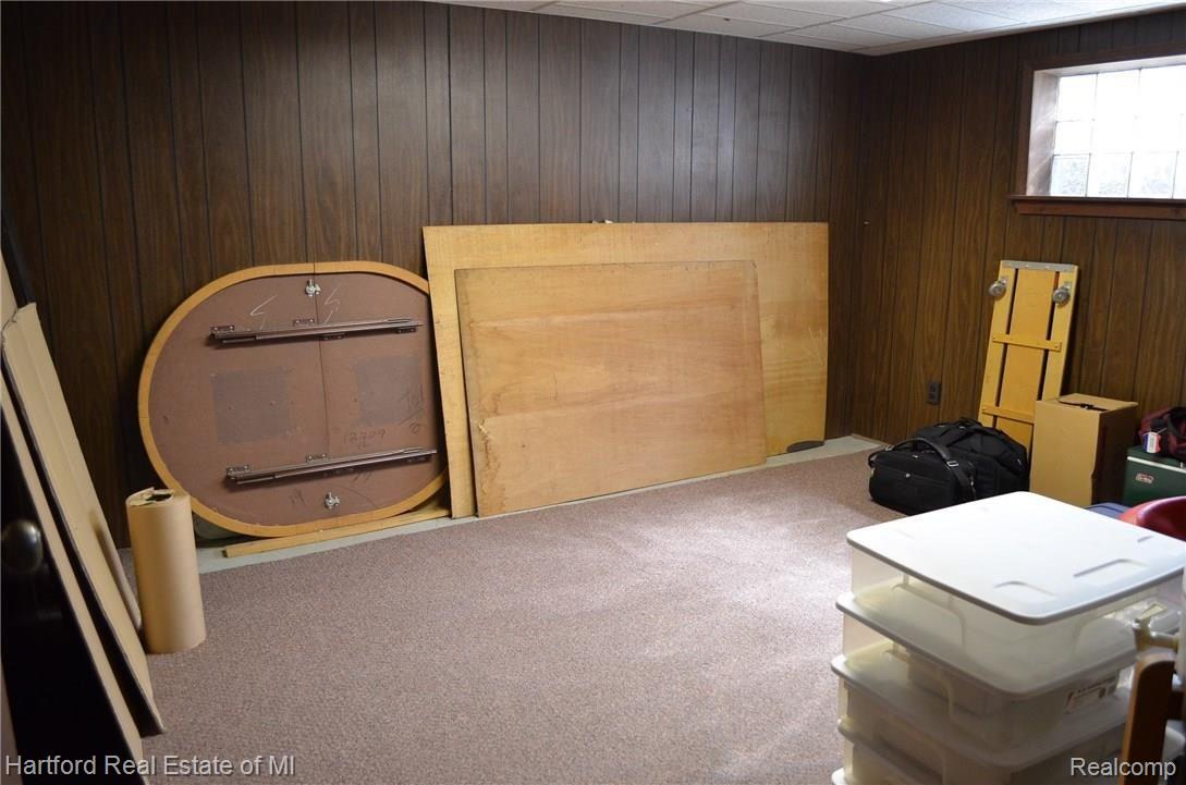 30098 Richmond Road Farmington, MI 48334 - Photo 51 of 61 51