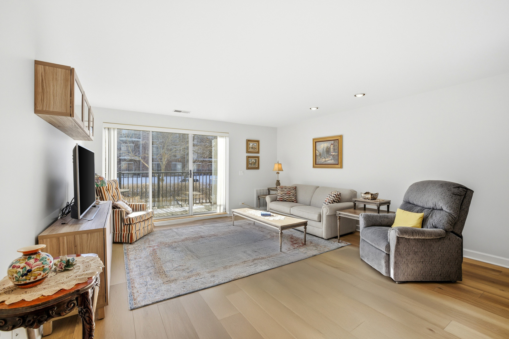 815 Leicester Road, Unit 109 Elk Grove Village, IL 60007 - Photo 4 of 31