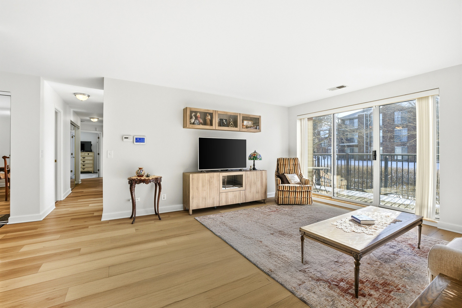 815 Leicester Road, Unit 109 Elk Grove Village, IL 60007 - Photo 5 of 31