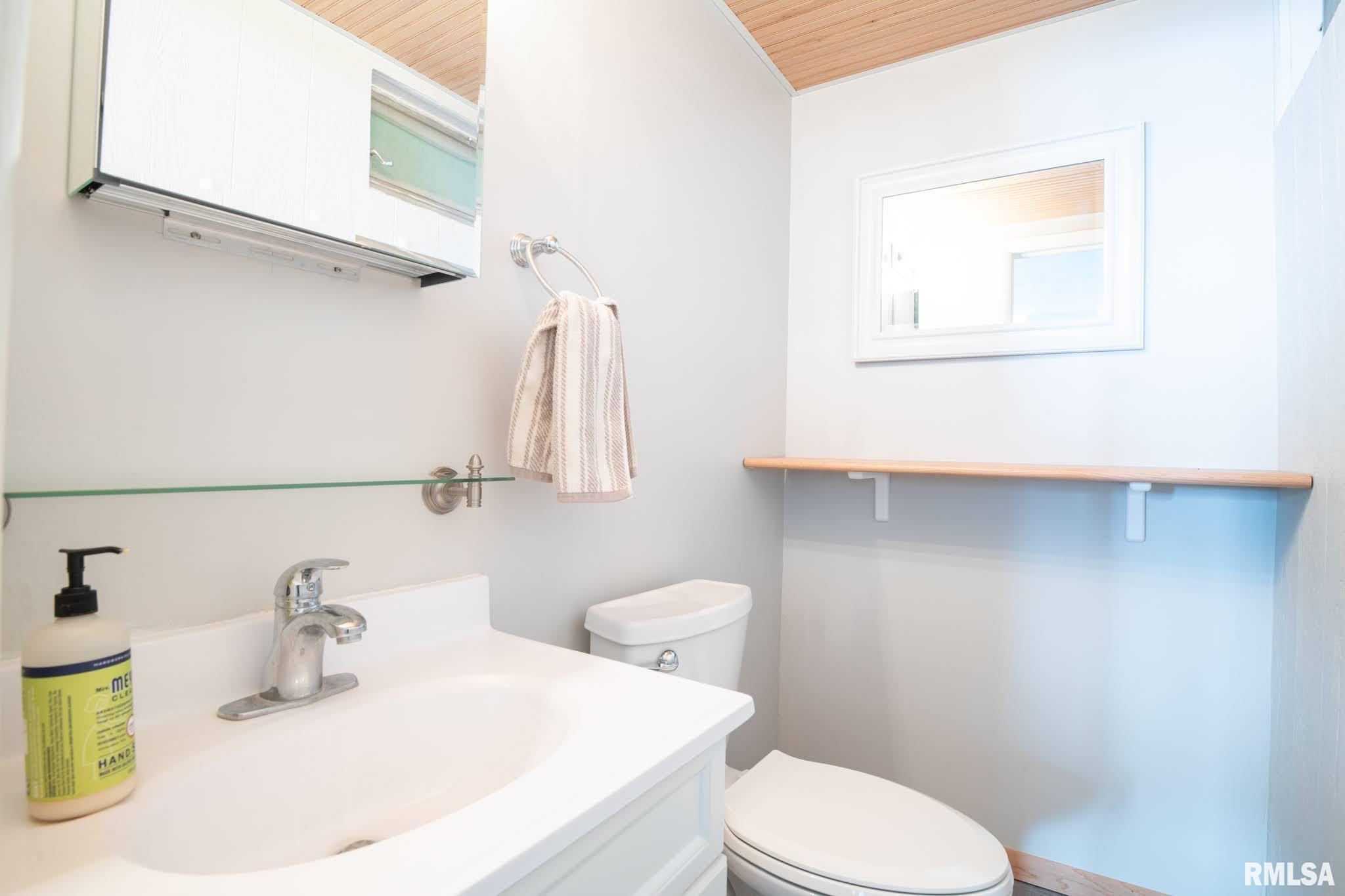 6320 North Hamilton Road Peoria, IL 61614 - Photo 25 of 34 Gallery Image 25