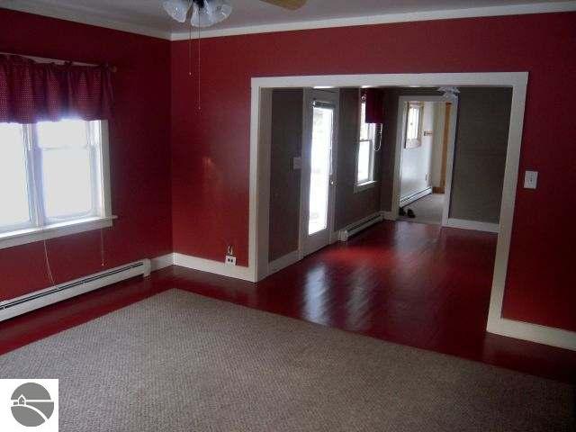 18700 Mission Road Traverse City, MI 49686 - Photo 8 of 14 1711610-7.JPG