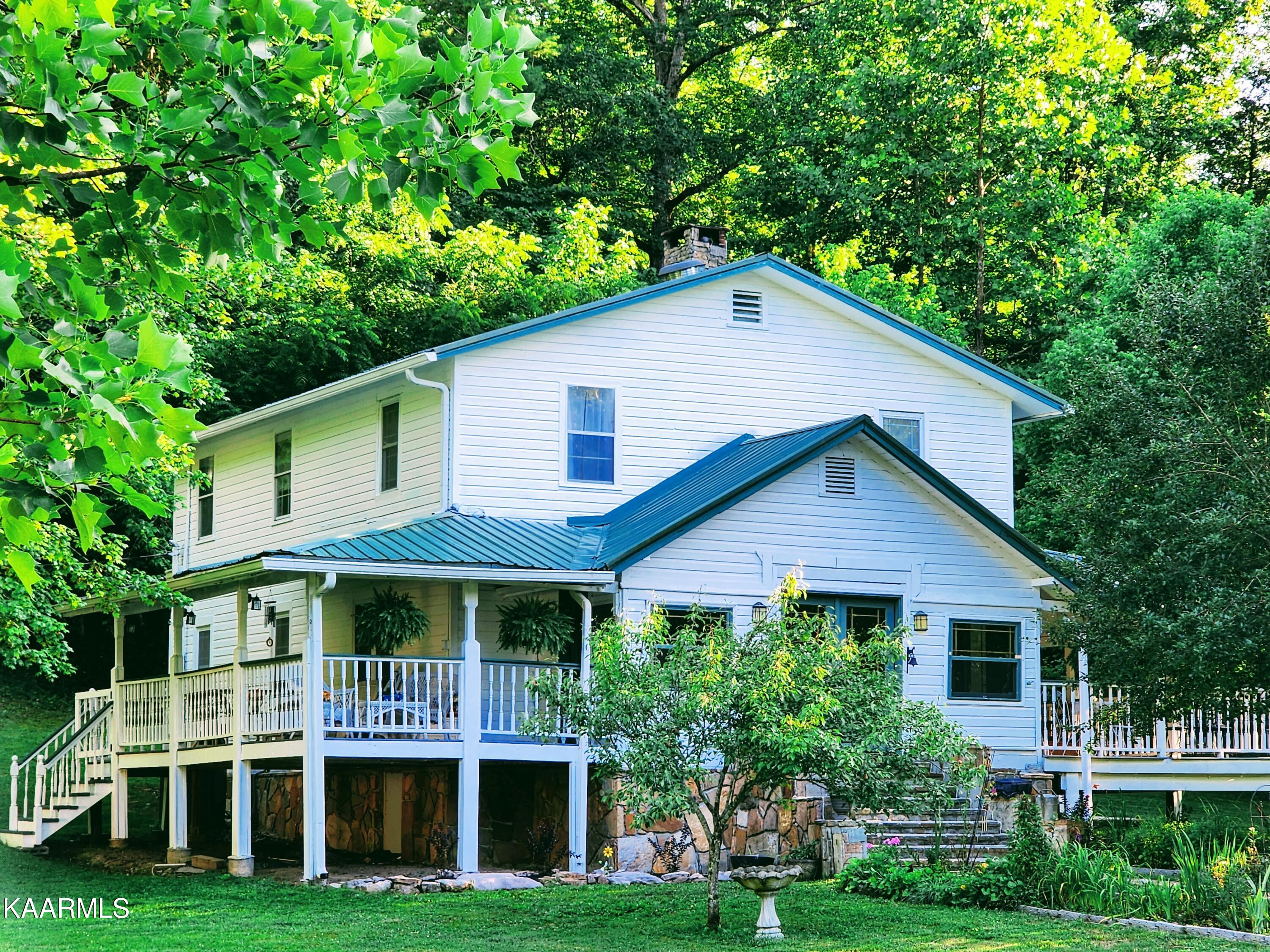424 Poplar Springs Road Kingston, TN 37763 - Photo 1 of 59 424 Poplar Creek Rd