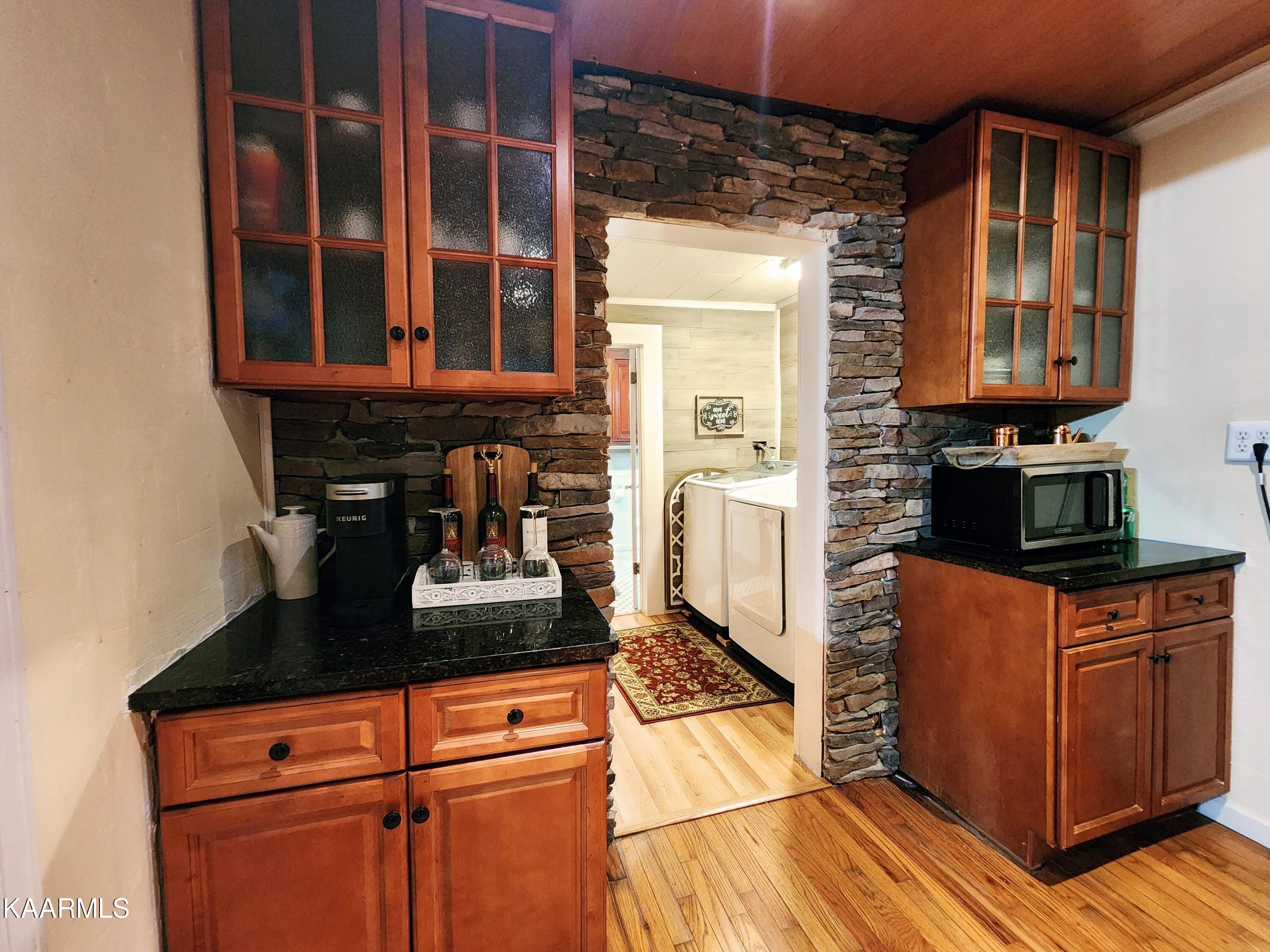 424 Poplar Springs Road Kingston, TN 37763 - Photo 31 of 59 Kitchen