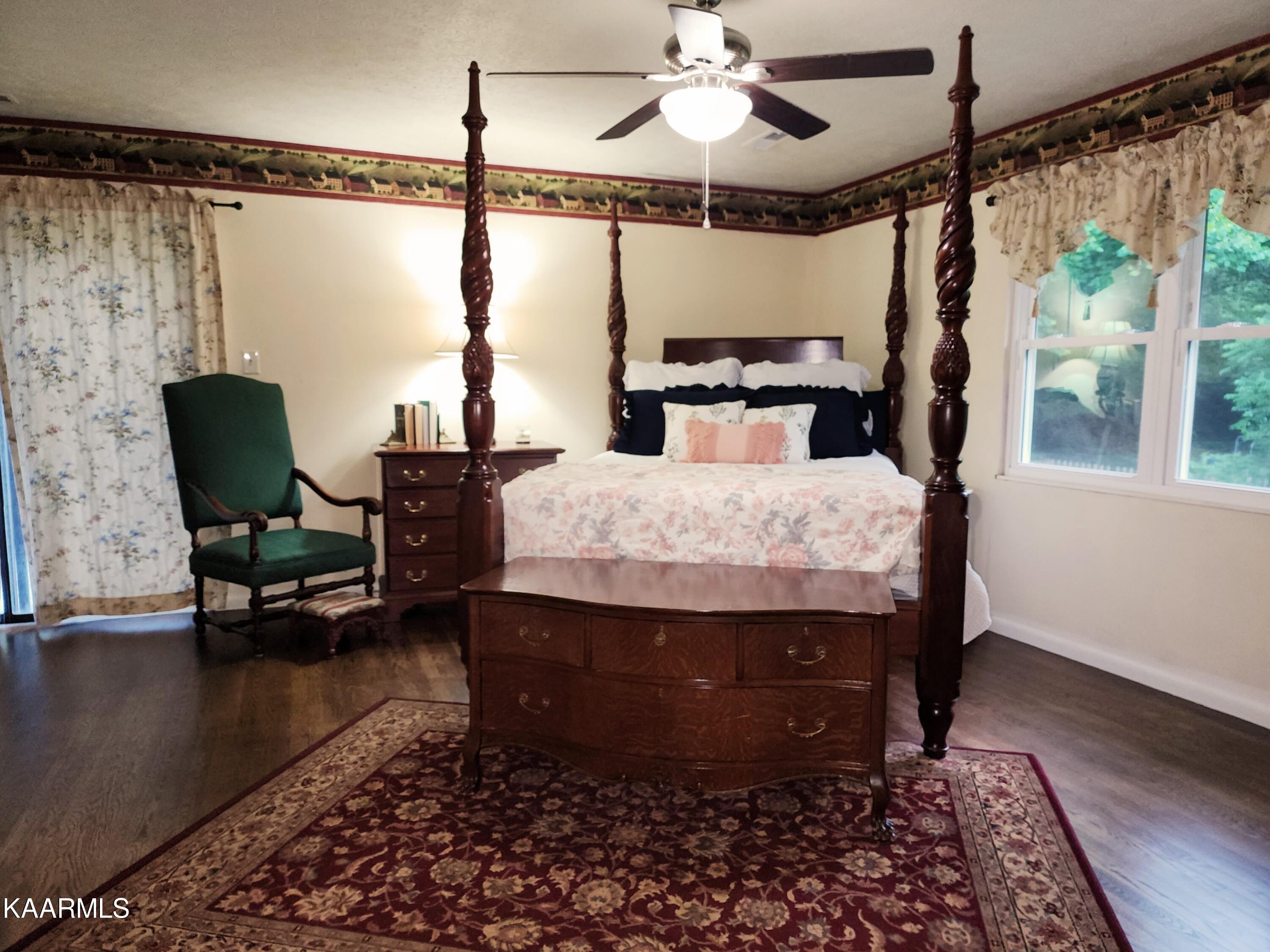 424 Poplar Springs Road Kingston, TN 37763 - Photo 47 of 59 Master Bedroom