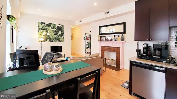 $2,295 | 1311 Spruce Street, Unit 303, Philadelphia, PA 19107