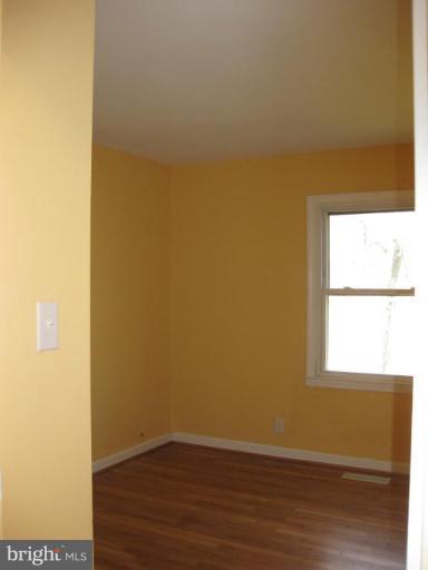 611 Poplar Road Sterling, VA 20164 - Photo 5 of 18 Bedroom #2