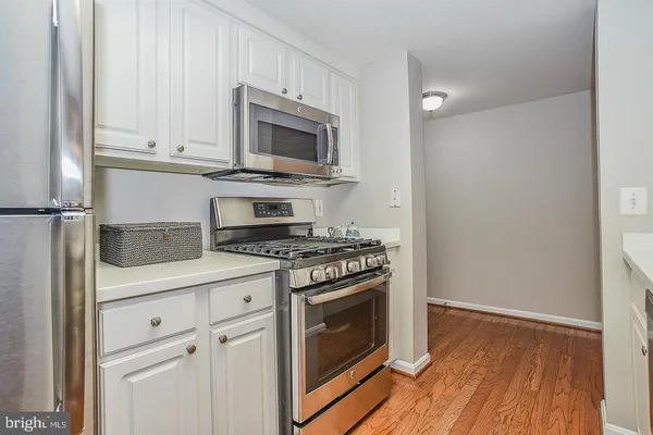 $465,000 | 3830 9th Street North, Unit 202W, Arlington, VA 22203
